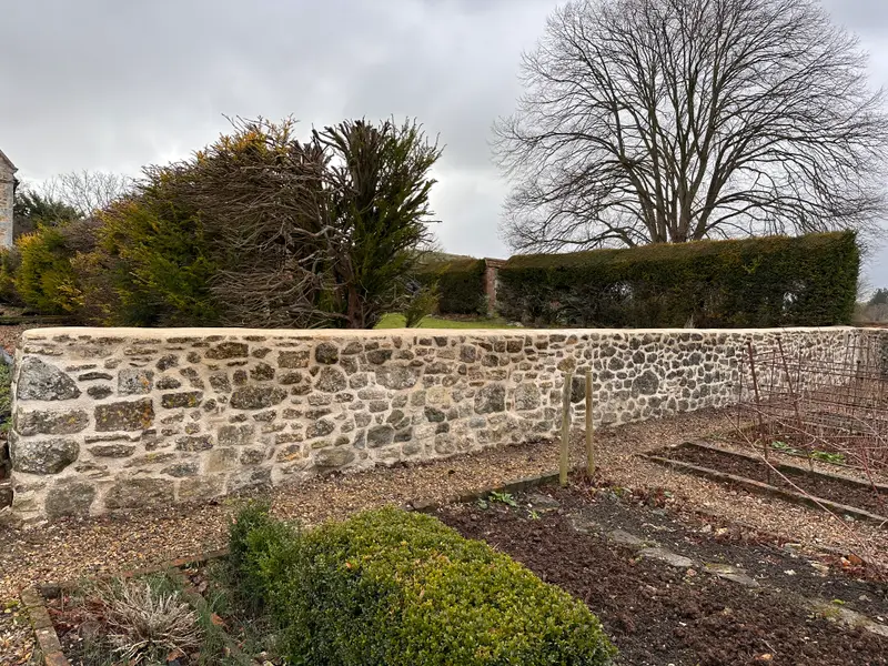 Garden Wall — stonework by Markstone